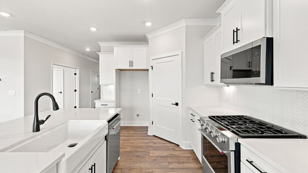 Furnished interior view inside a new home in Williams Ridge, Woodruff (Image 10).