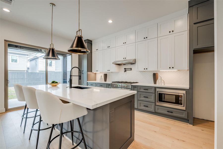 ASK ABOUT CUSTOMIZATION OPTIONS DURING CONSTRUCTION ONLY *MAZZARINO MODEL HOME * PHOTOS MAY SHOW A SIMILAR FLOOR PLAN AND/OR UPGRADED/ALTERNATIVE FINISHES * Please use these photos as a guide *THIS IS AN ACTIVE CONSTRUCTION SITE, BUYERS MUST REQUEST APPOINTMENT TO BE ON PREMISE AT ALL TIMES.