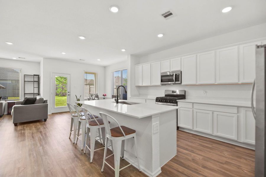 Furnished interior view inside a new home in , Conroe (Image 13).