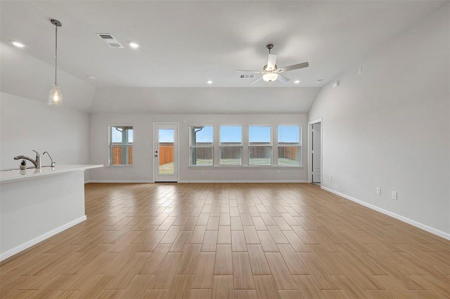 Spacious, unfurnished interior of a new home in The Preserve, Justin (Image 20). Spacious, unfurnished interior of a new home in The Preserve, Justin (Image 20).