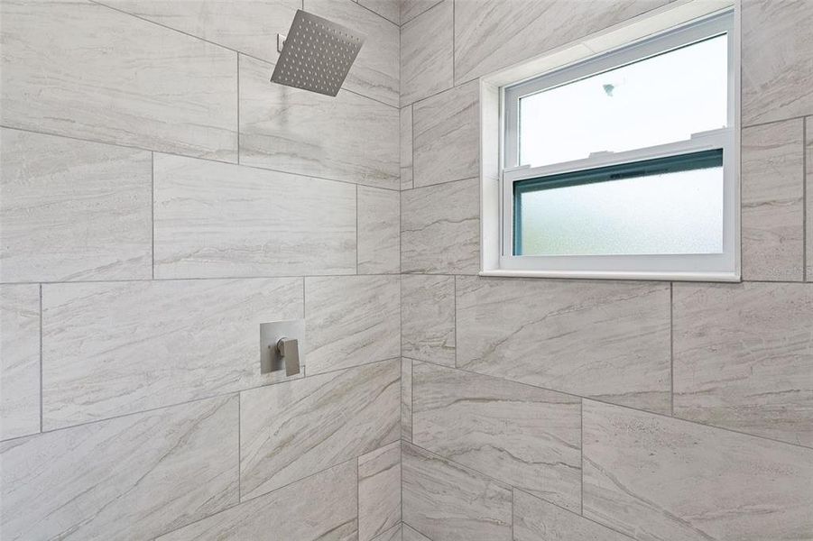 Close-up of interior finishes inside a home in , Ocklawaha (Image 12).