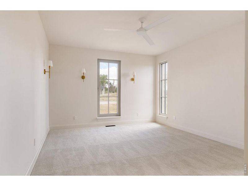 Spacious, unfurnished interior of a new home in , Fort Collins (Image 22).