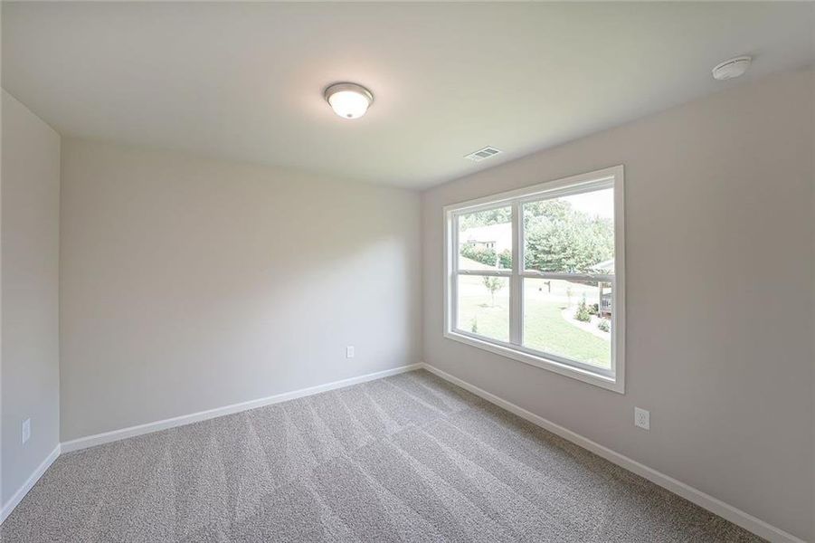 Spacious, unfurnished interior of a new home in , Dahlonega (Image 18).