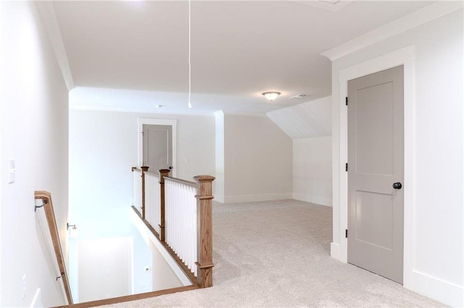 Spacious, unfurnished interior of a new home in Spring Creek, Monroe (Image 38). Spacious, unfurnished interior of a new home in Spring Creek, Monroe (Image 38).
