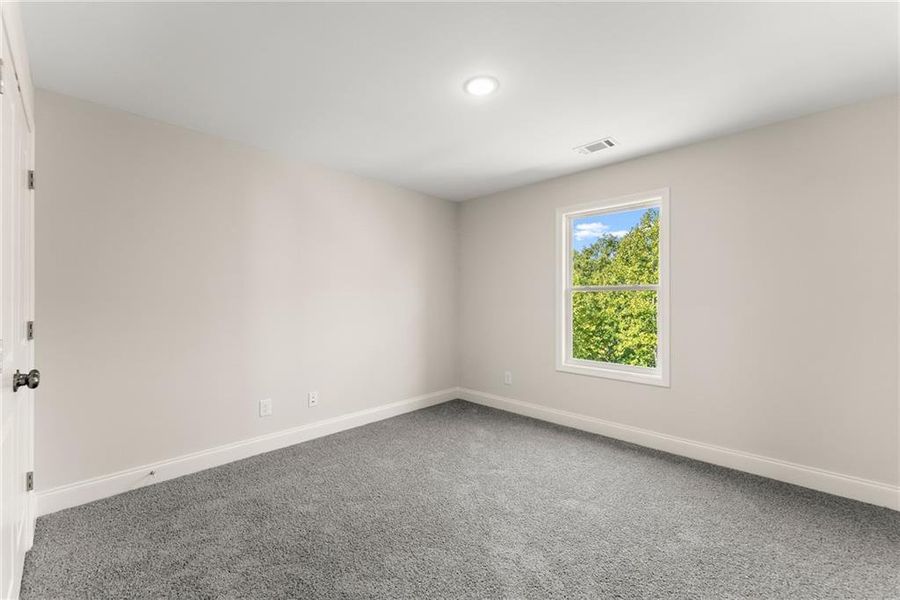 Spacious, unfurnished interior of a new home in , Dawsonville (Image 27).