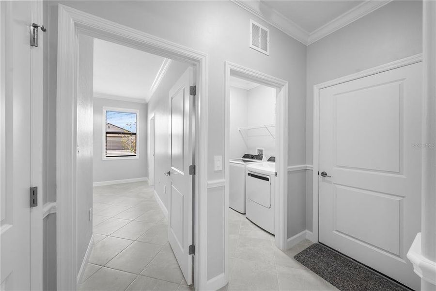 Furnished interior view inside a new home in , Bradenton (Image 31).