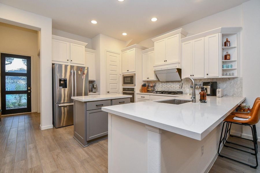 Furnished interior view inside a new home in Harvest Green 45', Richmond (Image 13). Furnished interior view inside a new home in Harvest Green 45', Richmond (Image 13).