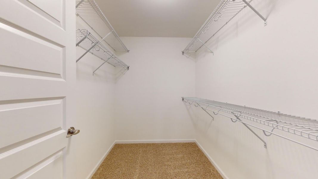 Representative unfurnished interior of a home built from the Thornwood A by JC Jackson Homes,LLC in Heritage Pointe, Newport (Image 15).