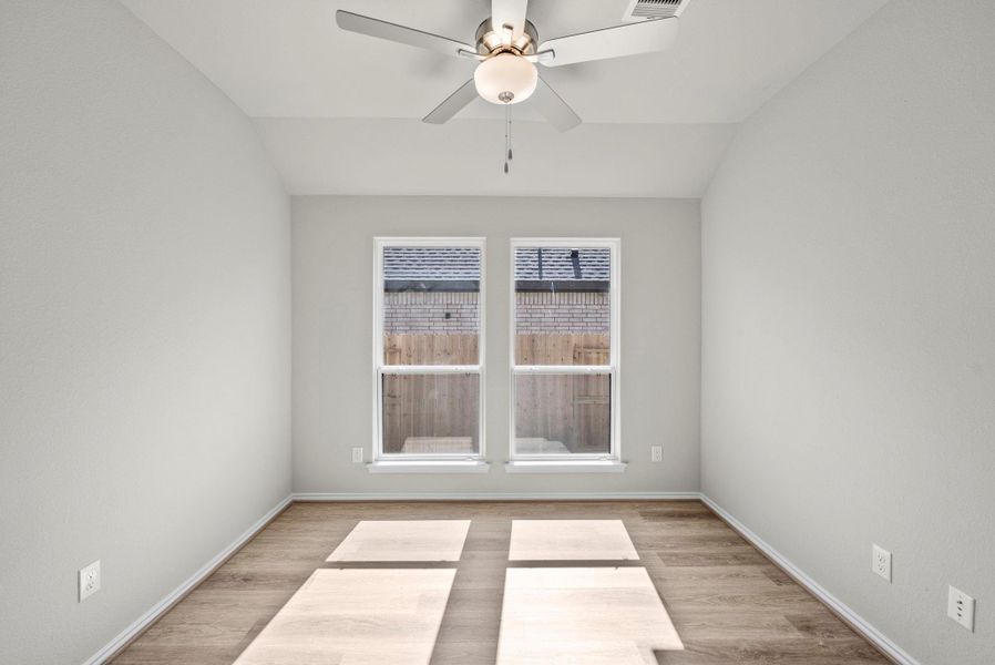 Spacious, unfurnished interior of a new home in The Trails, New Caney (Image 15).