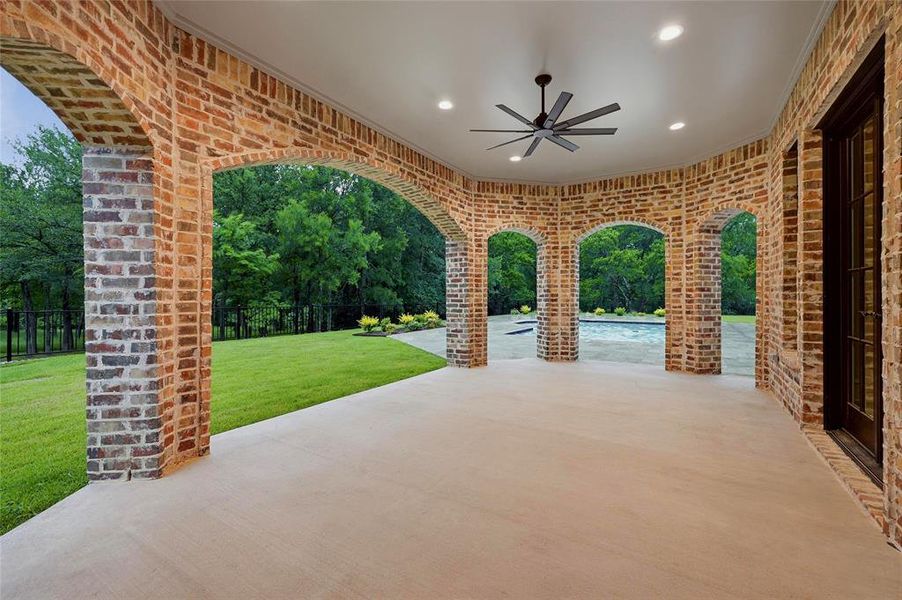 Exterior details and patio area of a home in , Sherman (Image 19).
