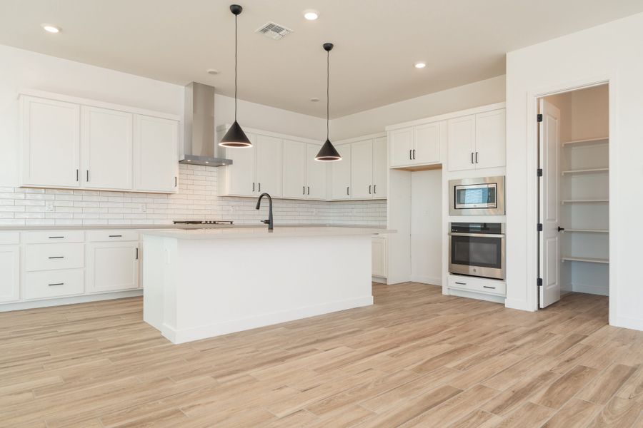 Furnished interior view inside a new home in Abel Ranch, Goodyear (Image 4).