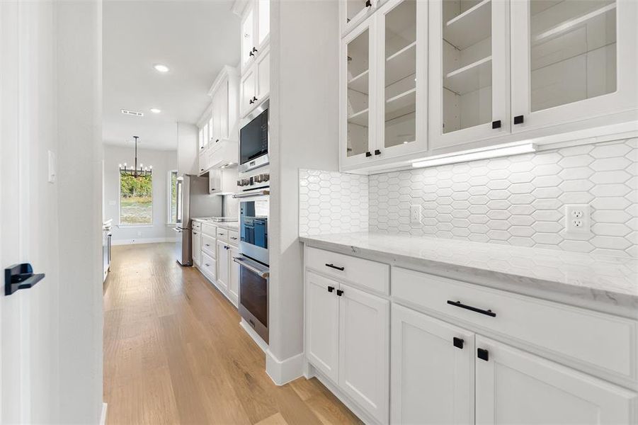 Furnished interior view inside a new home in King Crossing Estates, Van Alstyne (Image 6). Furnished interior view inside a new home in King Crossing Estates, Van Alstyne (Image 6).