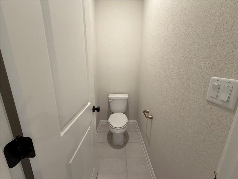 Furnished interior view inside a new home in Willow Springs, Buda (Image 8).