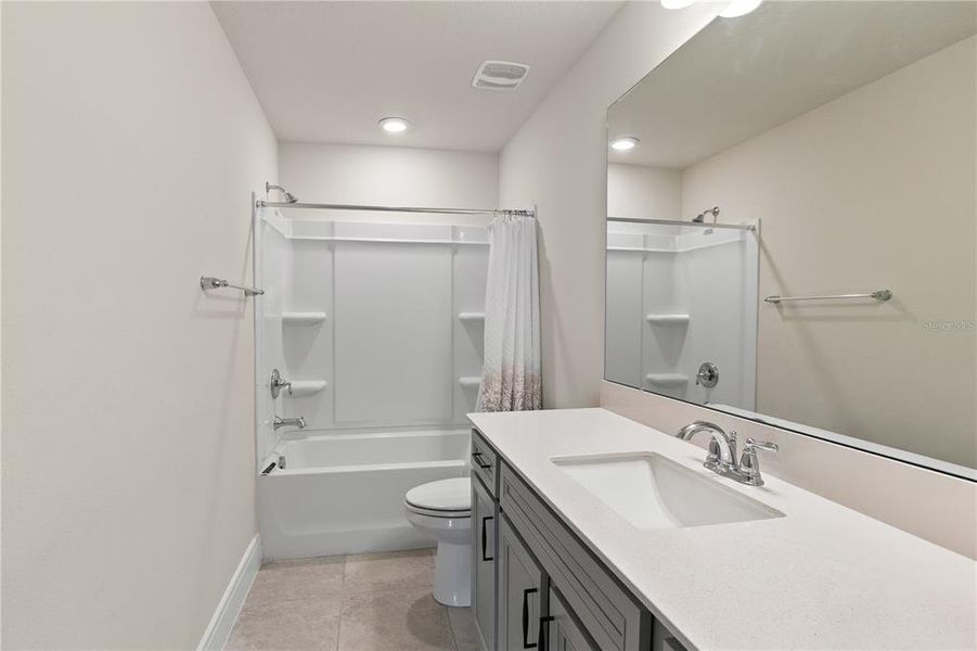 Furnished interior view inside a new home in , Apopka (Image 9).