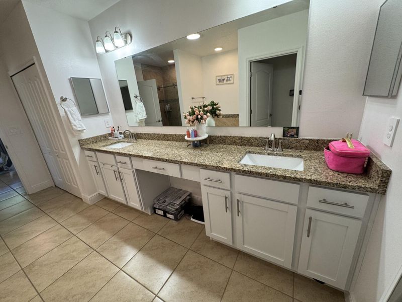 Furnished interior view inside a new home in , Port St. Lucie (Image 9).