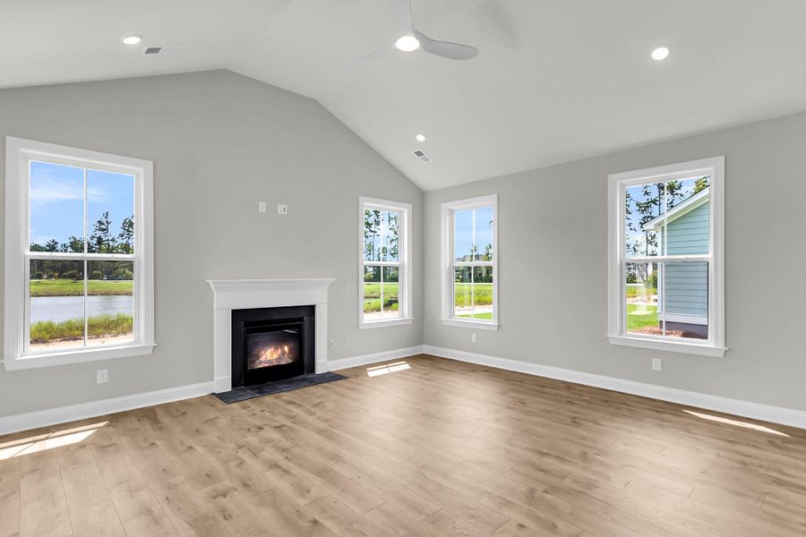 Spacious, unfurnished interior of a new home in Tidewater at Lakes of Cane Bay, Summerville (Image 34). Spacious, unfurnished interior of a new home in Tidewater at Lakes of Cane Bay, Summerville (Image 34).