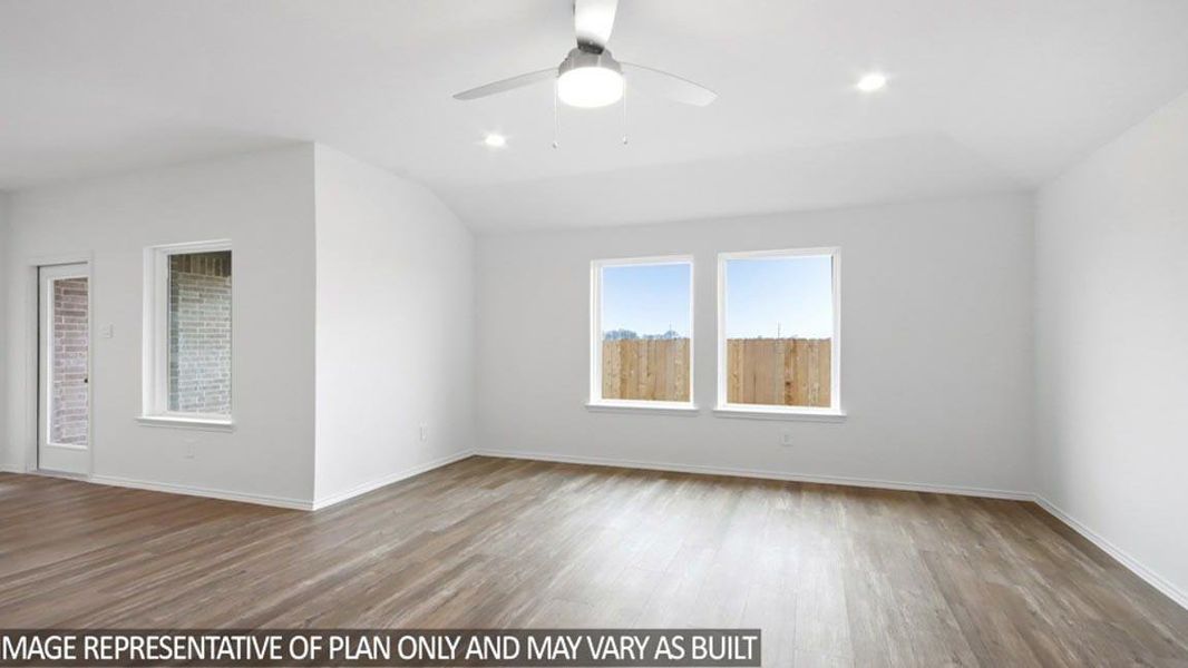 Spacious, unfurnished interior of a new home in Porters Mill, New Caney (Image 11).