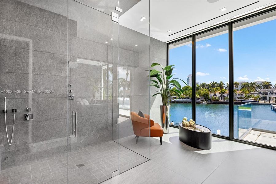 Furnished interior view inside a new home in , Fort Lauderdale (Image 8).