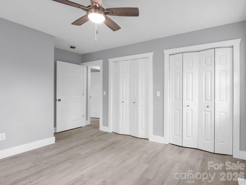 Spacious, unfurnished interior of a new home in , Rosman (Image 16).