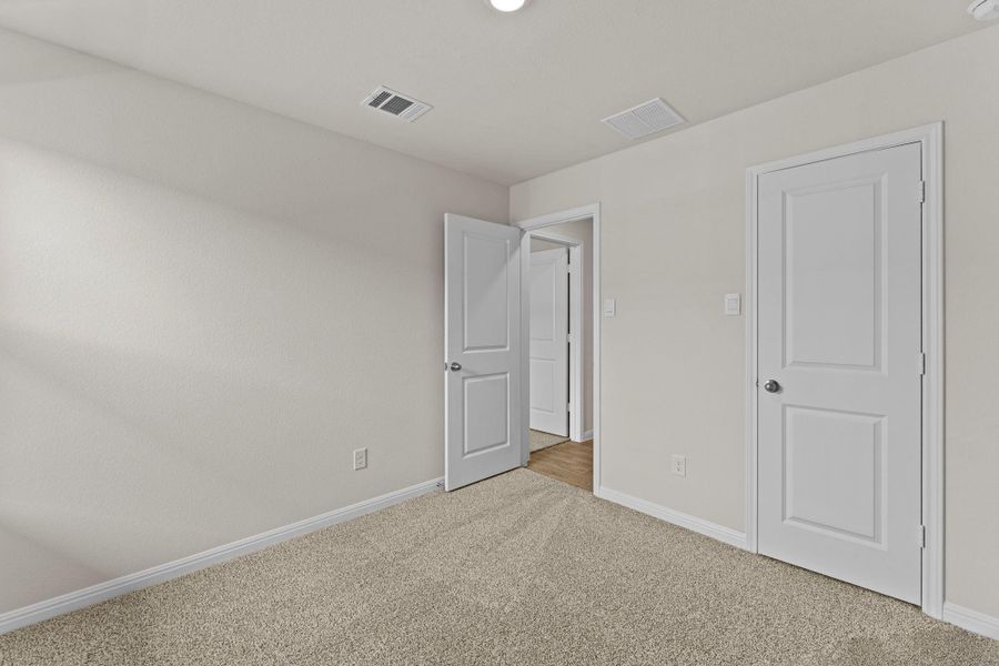 Spacious, unfurnished interior of a new home in Whisper South, San Marcos (Image 15). Spacious, unfurnished interior of a new home in Whisper South, San Marcos (Image 15).