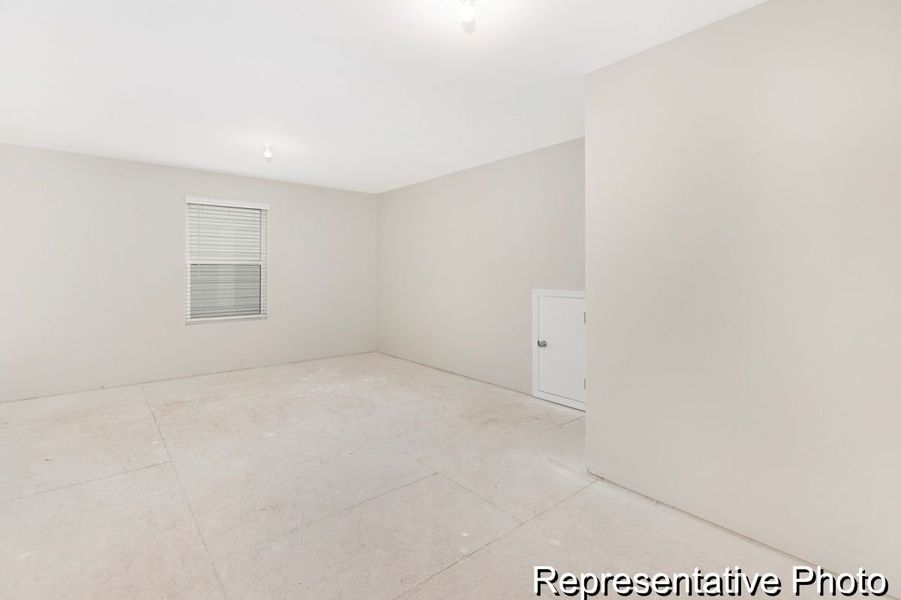 Spacious, unfurnished interior of a new home in Heritage Hall, Statesville (Image 17).