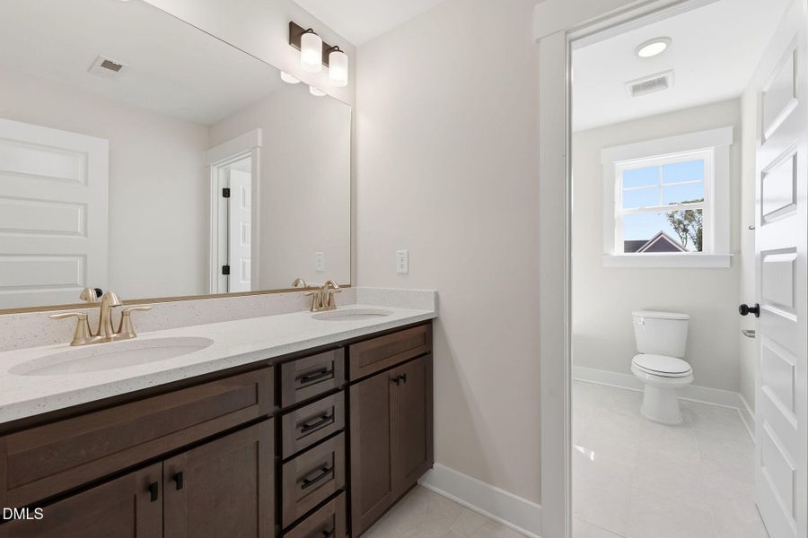 33-web-or-mls-_2109754