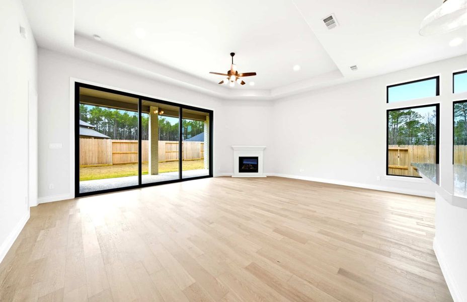 Spacious, unfurnished interior of a new home in The Highlands 55′, Porter (Image 33).