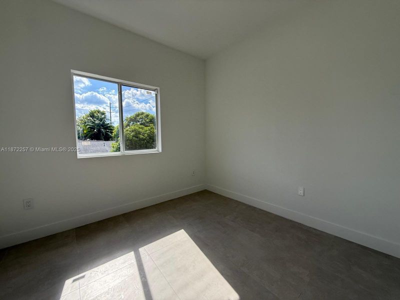 Spacious, unfurnished interior of a new home in , Fort Lauderdale (Image 9). Spacious, unfurnished interior of a new home in , Fort Lauderdale (Image 9).