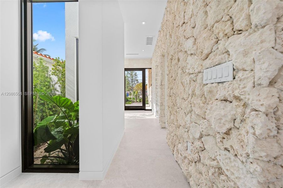 Exterior details and patio area of a home in , Miami (Image 26).