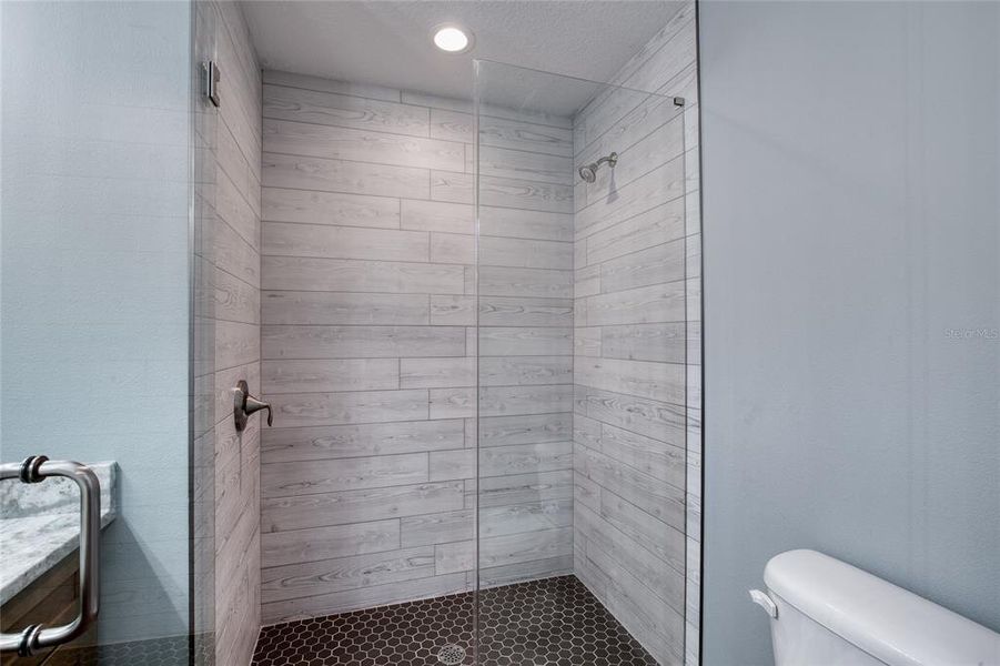 Spacious, unfurnished interior of a new home in , Ormond Beach (Image 34).