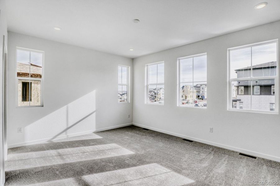 Spacious, unfurnished interior of a new home in , Littleton (Image 10).