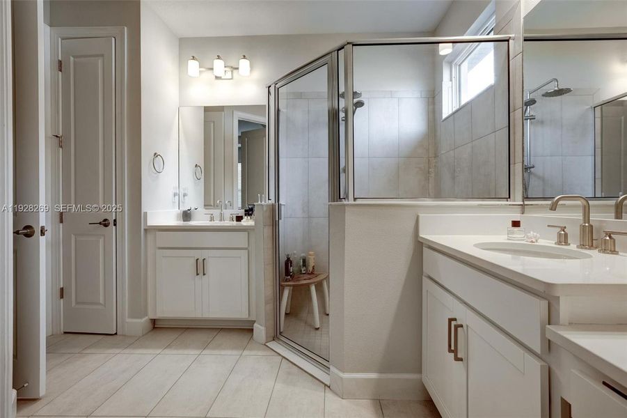 Furnished interior view inside a new home in , Port St. Lucie (Image 16). Furnished interior view inside a new home in , Port St. Lucie (Image 16).