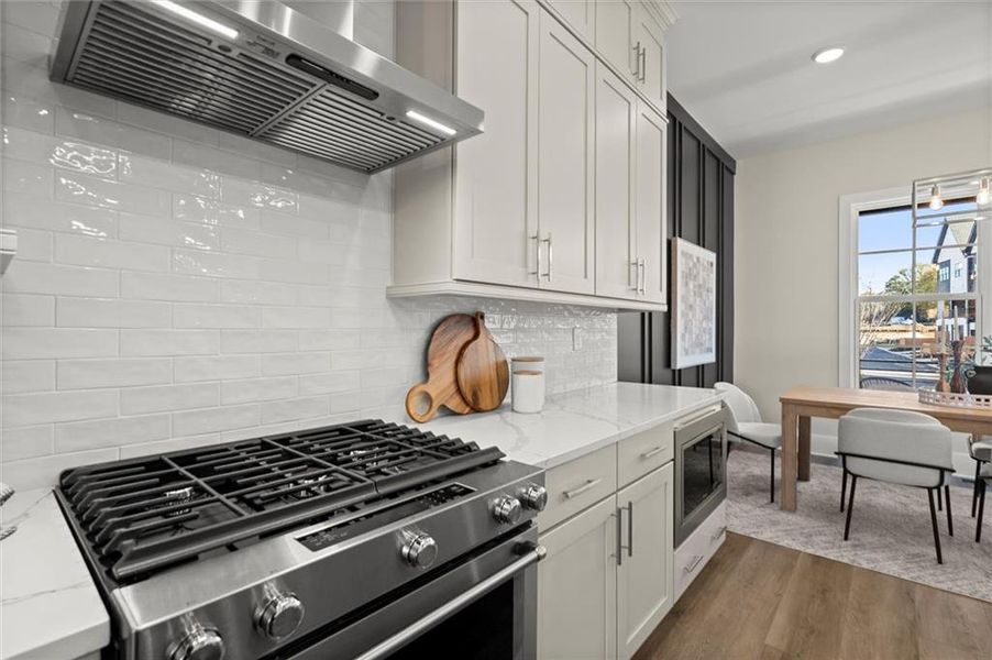 Furnished interior view inside a new home in , Alpharetta (Image 19). Furnished interior view inside a new home in , Alpharetta (Image 19).