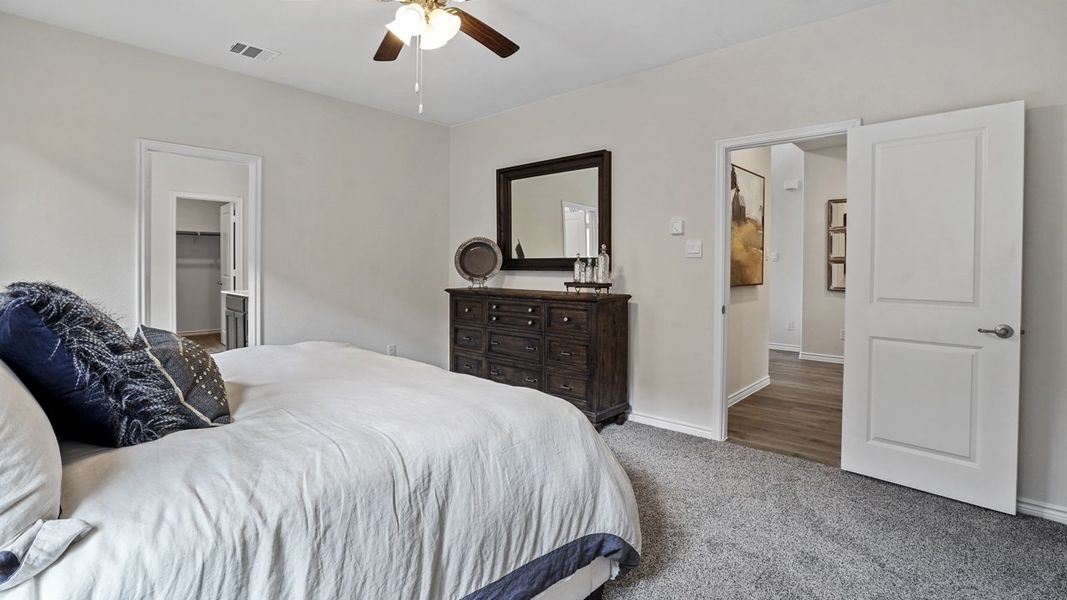 Furnished interior view inside a new home in Lakewood Trails, Forney (Image 15).