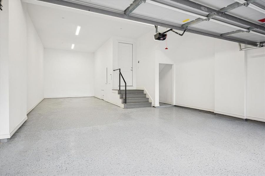 Spacious, unfurnished interior of a new home in Addison Grove, Addison (Image 14).