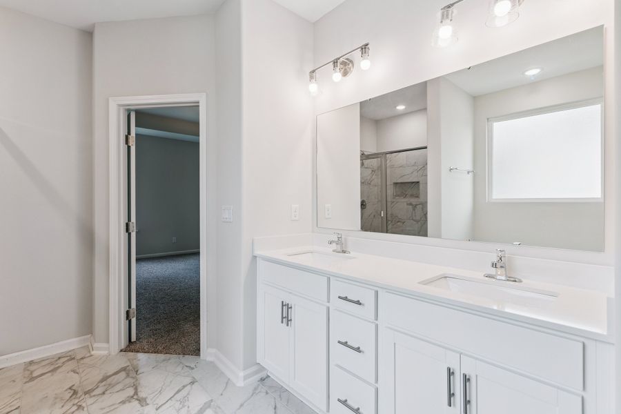 Representative furnished interior of a home built from the The Athens + Bonus Room by Smith Family Homes in NorthShore on the St. Marys River, Kingsland (Image 8).