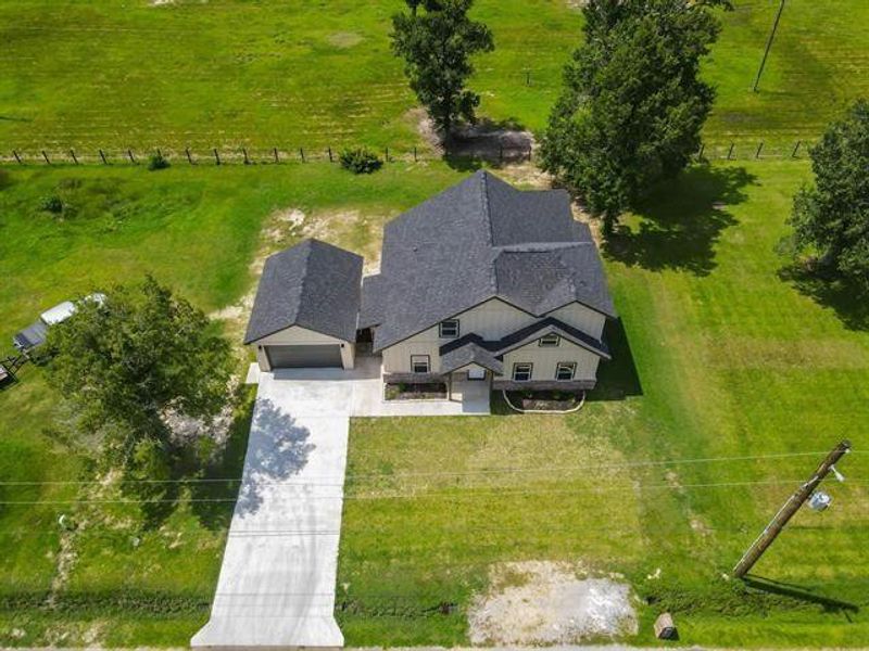 Front exterior of a new home in , Orange, TX, highlighting curb appeal (Image 25). Front exterior of a new home in , Orange, TX, highlighting curb appeal (Image 25).