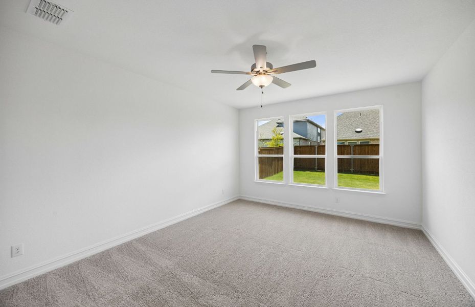 Spacious, unfurnished interior of a new home in Creekview Meadows, Pilot Point (Image 18). Spacious, unfurnished interior of a new home in Creekview Meadows, Pilot Point (Image 18).