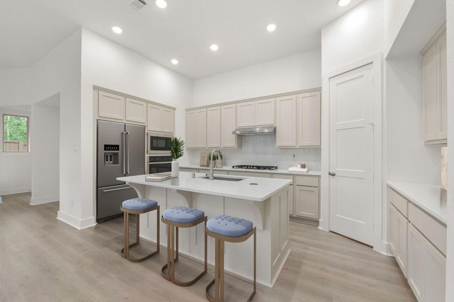 Furnished interior view inside a new home in Evergreen, Conroe (Image 9).