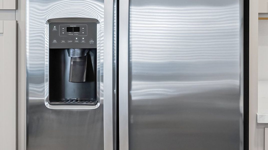 Hampton Cadence EI Fridge F1