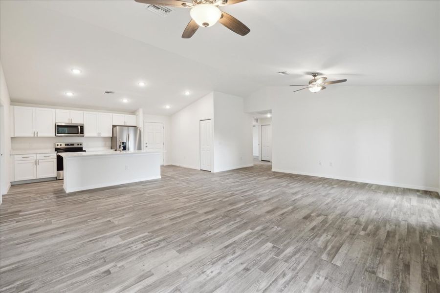 Representative unfurnished interior of a home built from the The Sunshine Retreat by Sunlife Homes LLC in Cape Coral, Cape Coral (Image 20).