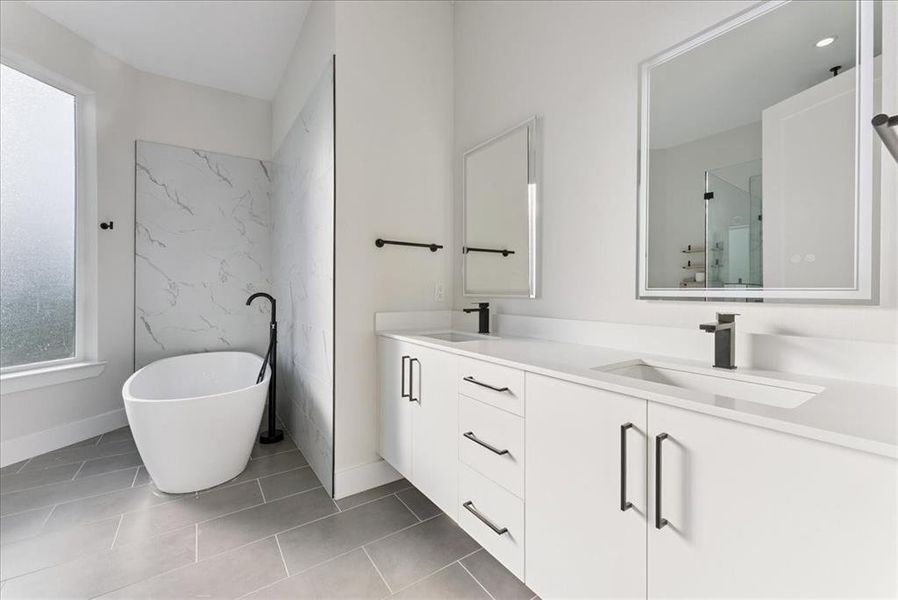 *All photos pictured are unit #101 in building 1512, Coloring/finishes will vary unit to unit. Other differences may be present*