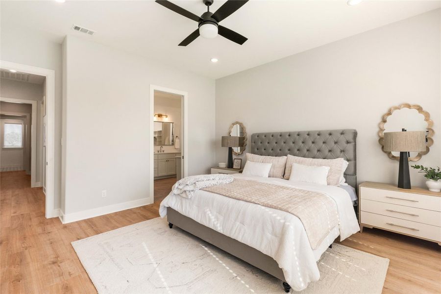 Furnished interior view inside a new home in , Bryan (Image 10).