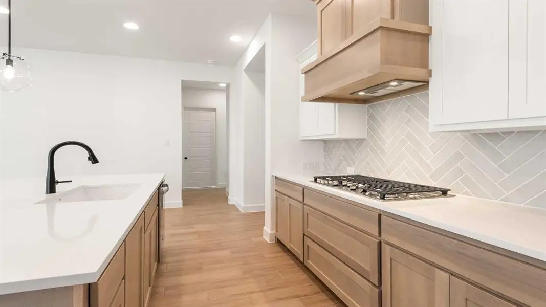 Furnished interior view inside a new home in North Sky 55', Celina (Image 9).