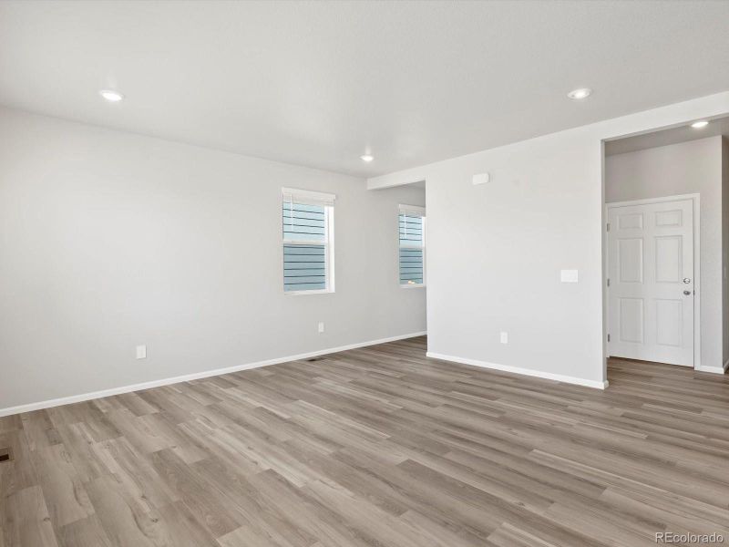 Spacious, unfurnished interior of a new home in Lake Bluff, Greeley (Image 16). Spacious, unfurnished interior of a new home in Lake Bluff, Greeley (Image 16).