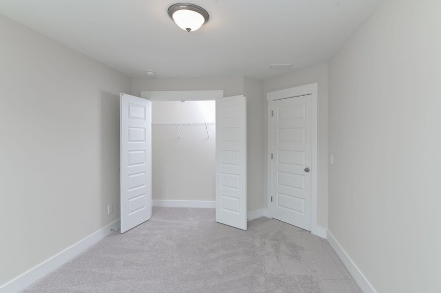 Spacious, unfurnished interior of a new home in Lake Carolina Townhomes, Columbia (Image 43).