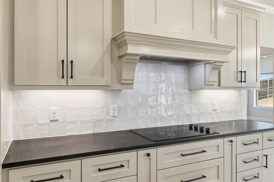 Close-up of interior finishes inside a home in , Bridgeport (Image 15).