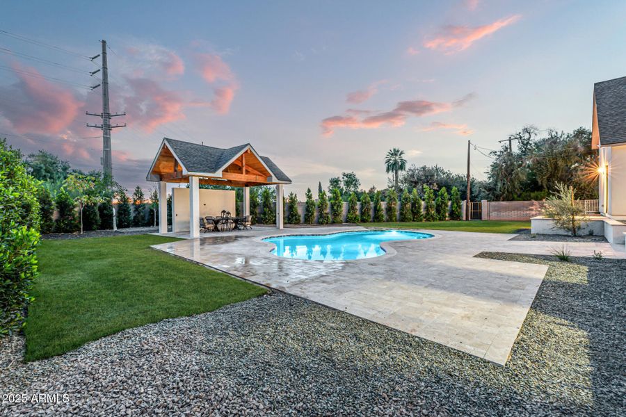 68 - Del Paisano Calle 68 - Del Paisano Calle