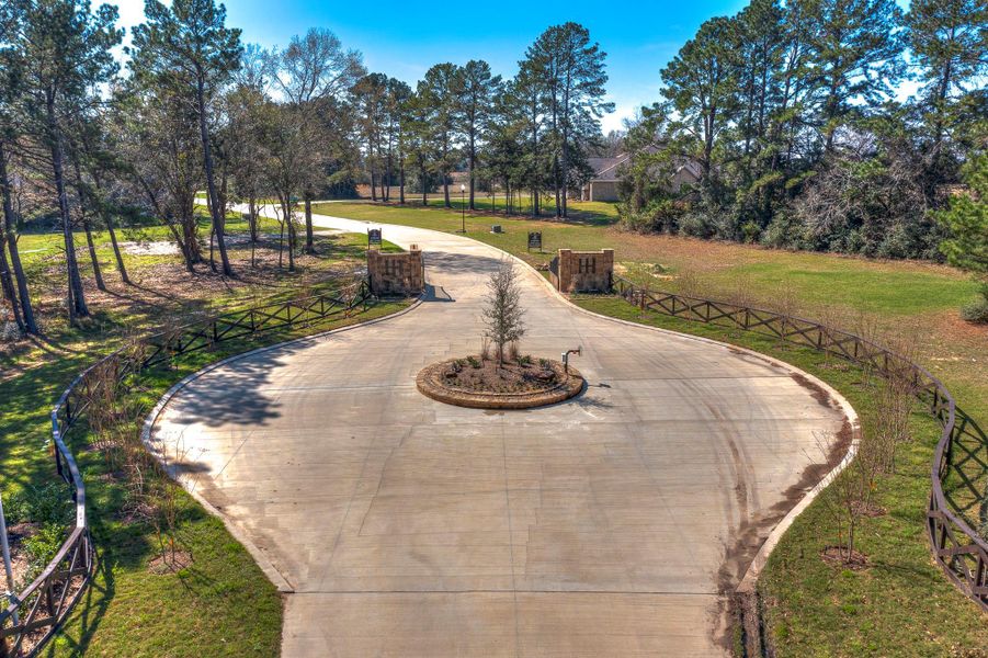 Gated acreage community