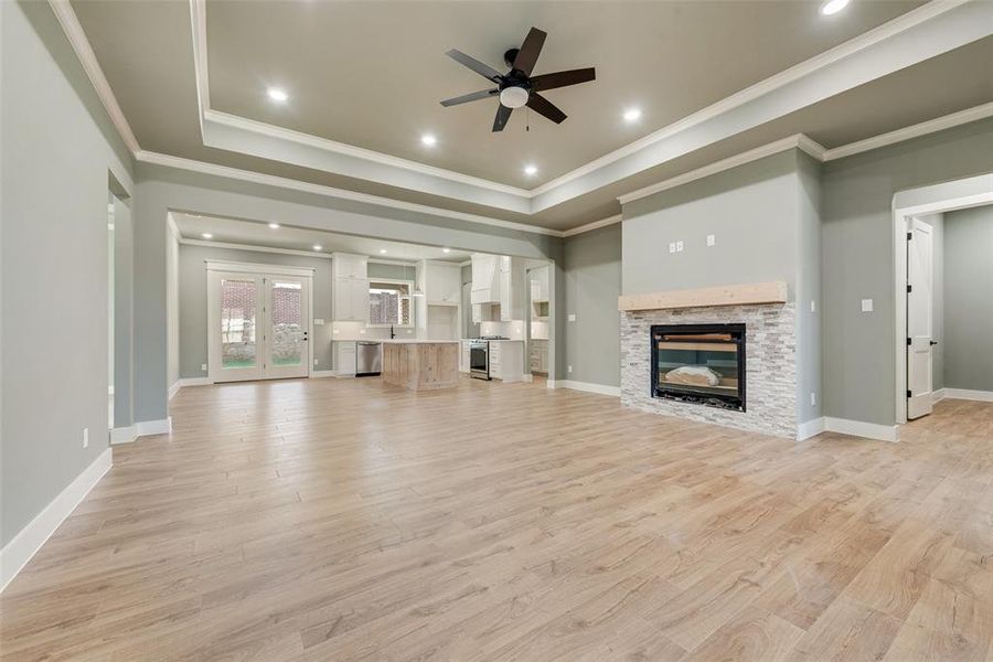 Spacious, unfurnished interior of a new home in Lincoln Pointe, Van Alstyne (Image 16). Spacious, unfurnished interior of a new home in Lincoln Pointe, Van Alstyne (Image 16).